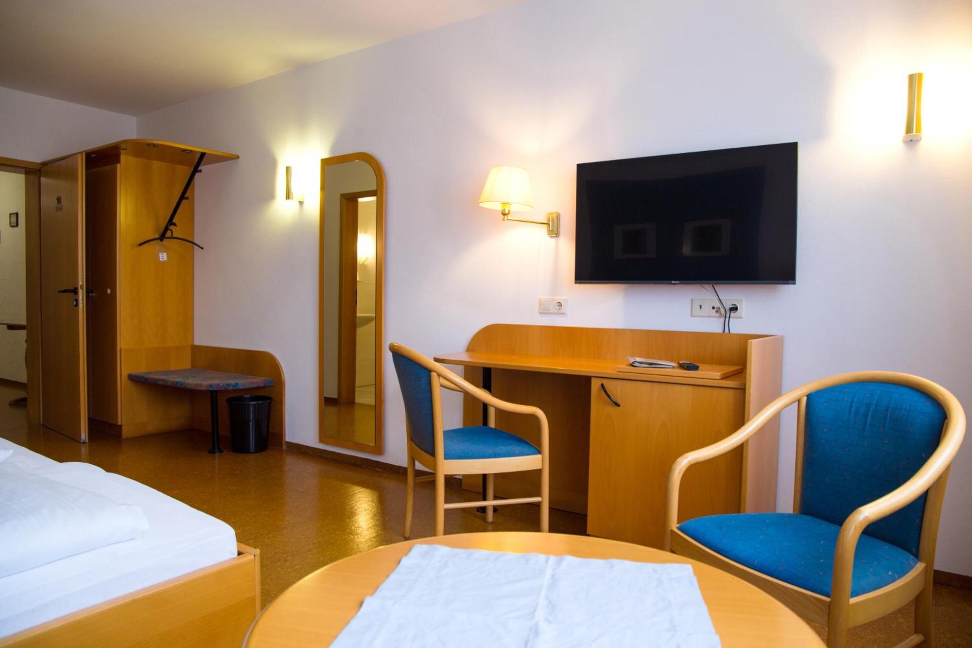 Hotel Zur Linde Gädheim المظهر الخارجي الصورة
