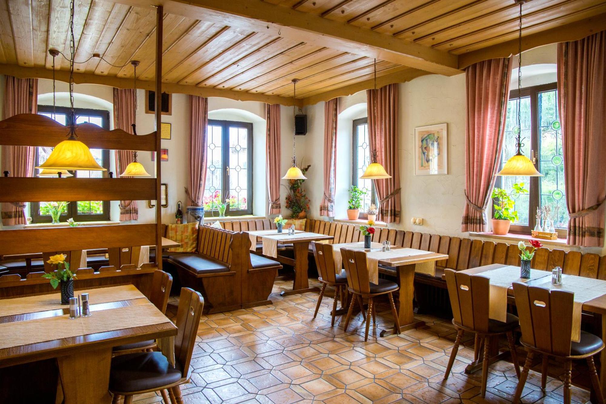 Hotel Zur Linde Gädheim المظهر الخارجي الصورة