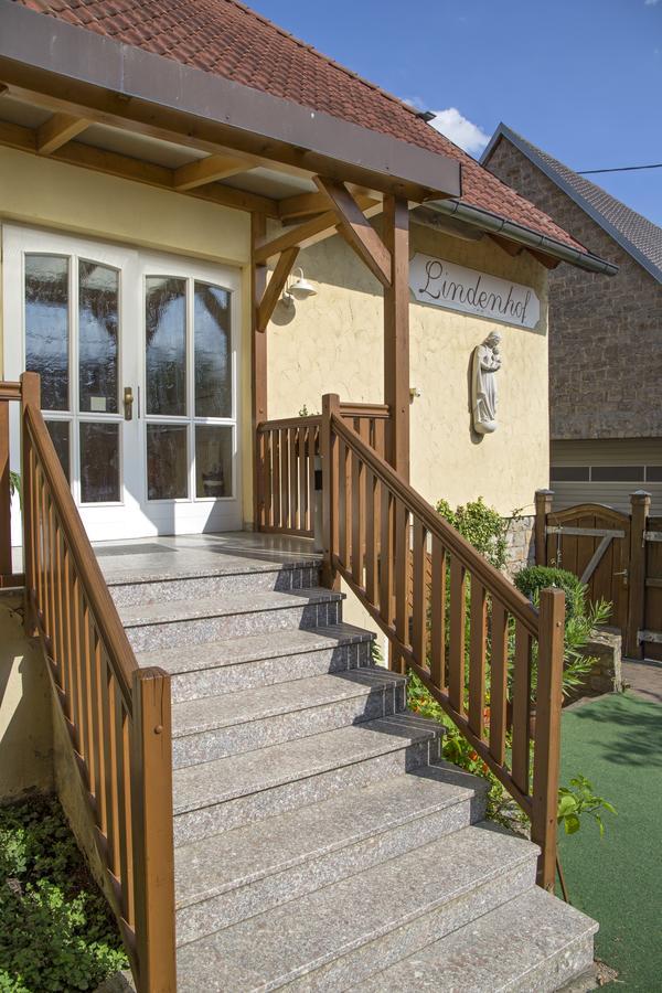 Hotel Zur Linde Gädheim المظهر الخارجي الصورة