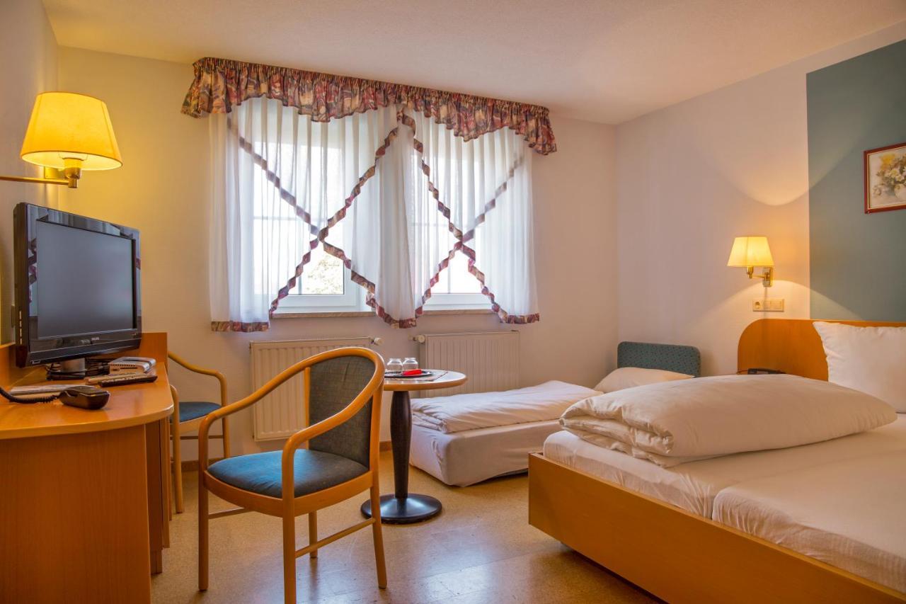 Hotel Zur Linde Gädheim المظهر الخارجي الصورة